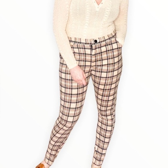 Urban Outfitters Pants - Urban Outfitters Tan Skinny Pants Size Large